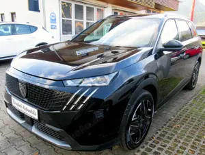 Peugeot 5008 1,2 Hybrid 145 GT e-DSC6 Bild 3