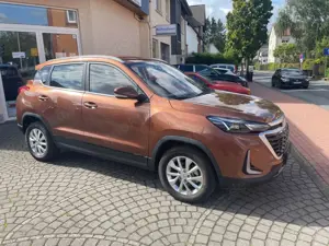 BAIC Beijing X35 Senova Beijing X35 1,5 Turbo Fashion Bild 2