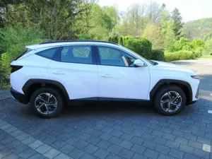 Hyundai TUCSON 1.6 T-GDi 2WD Select Bild 4