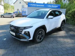 Hyundai TUCSON 1.6 T-GDi 2WD Select Bild 3