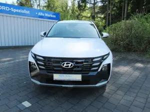 Hyundai TUCSON 1.6 T-GDi 2WD Select Bild 2