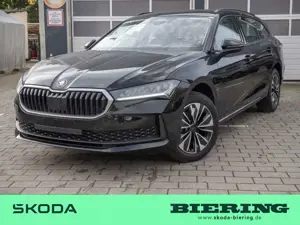 Skoda Superb Combi 2.0 TDI Essence PDC SHZ KAMERA LED