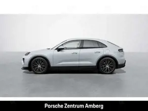 Porsche Macan 4 InnoDrive Luftfeder BOSE BOSE Matrix-LED Bild 2