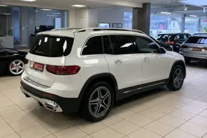 Mercedes-Benz GLB 220 d 4Matic *AMG*PanoSD*ACC*AHK*LED* Bild 2