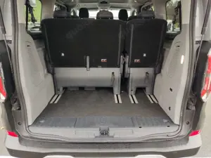 Ford Tourneo Custom Bus E340 L1 Active RWD Elektromotor LED DAB Lenkra Bild 5