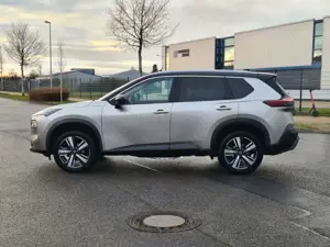 Nissan X-Trail Visia*1.Hand*Autom.*Navi*RFK* Bild 2