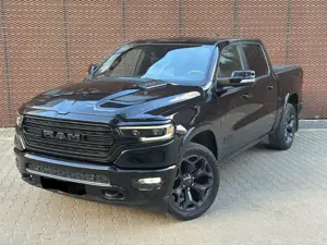 Dodge RAM Limited Night Edition, 4x4, LED, Pano, 22"