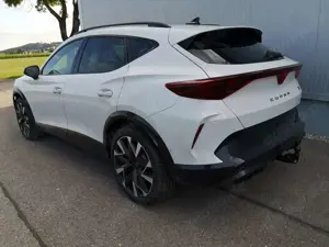 CUPRA Formentor 2.0TSI DSG 4Drive ABT AHK GV5 Navi Matrix Bild 3
