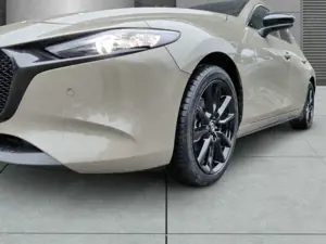 Mazda 3 NAGISA HUD Navi Memory Sitze Soundsystem Bose LED Bild 4