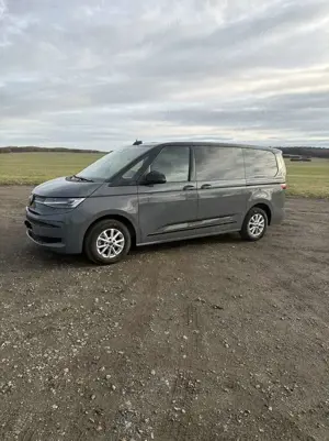 Volkswagen T7 Multivan Edition lang AHK, Standheizung