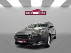 Ford Focus 1.5 TDCi Titanium AHK*NAVI*PDC*SHZ*WINTER-PAKET*KL