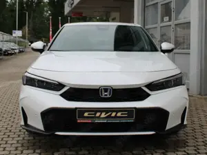 Honda Civic e:HEV Advance Bild 3