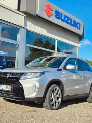 Suzuki Vitara 1.4 Hybrid Comfort+ 4x4 Automatik Bild 3