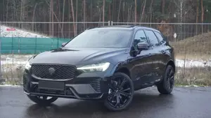 Volvo XC60 T6 Plus Black AWD Facelift Pano/FourC/360°/HK/