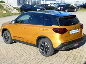 Suzuki Vitara 1.4 5D 6M/T 4x4 Comfort+ Hybrid Klima Navi Bild 3