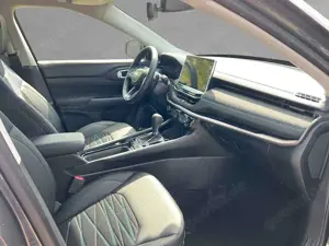 Jeep Compass Upland 4xe PHEV Bild 3