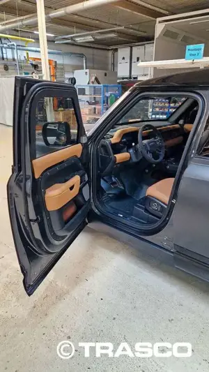 Land Rover Defender 130 - P425 V8 geschützt/protected Level 4 A-KIP Bild 4