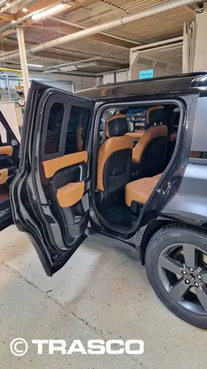 Land Rover Defender 130 - P425 V8 geschützt/protected Level 4 A-KIP Bild 5