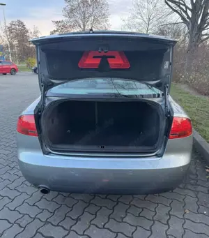 Audi A4 2.0 multitronic Bild 5