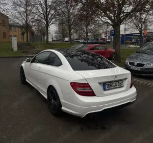 Mercedes-Benz C 180 C 180 CGI BlueEfficiency
