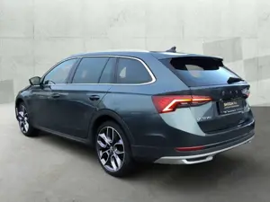 Skoda Octavia Combi 2.0 TDI DSG 4x4 SCOUT +AHK +PANO +HuD +MATR Bild 5