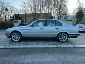 BMW 520 520i 24V OLDTIMER Bild 2