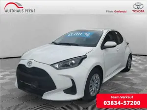 Toyota Yaris 1.5 Hybrid Business Edition NAVI ACC