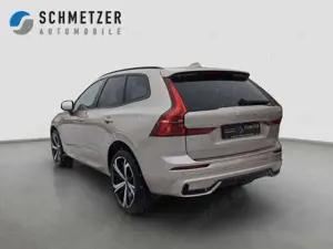 Volvo XC60 +B5+AWD+E-Sitze+Harman-Kard+21"LM+PilotAss++ Bild 2