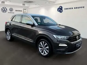 Volkswagen T-Roc 1.6TDI Style NAVI+ACC+LEDER+SITZHZG++ Bild 2