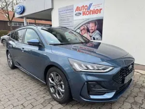 Ford Focus ST-Line X Turnier mHEV Automatik sehr viele Extras
