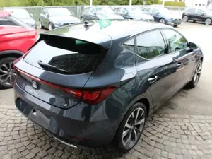 SEAT Leon 1.5 TSI 110 kW FR MATRIX LED NAVI Bild 4