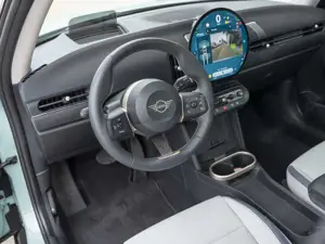 MINI Cooper S Classic Trim Paket M PANO HUD LENKRADHZ Bild 5