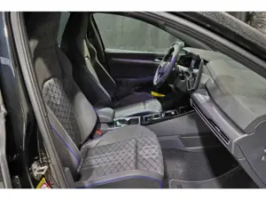 Volkswagen Golf Variant R-Line 2.0 TDI DSG Black Style AHK Bild 5
