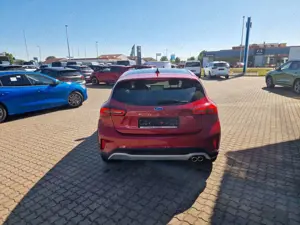 Ford Focus Active 1.5L EcoBlue AT AHK BO Pano Ergo Bild 5
