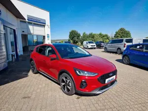 Ford Focus Active 1.5L EcoBlue AT AHK BO Pano Ergo Bild 3