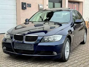BMW 318 i E90 Lim. SCHIEBEDACH SHZ TEMPOMAT TÜV NEU