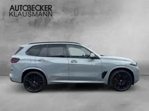 BMW X5 xDrive40d M Sport Pro LMR 22'' HUD AD StandHZG AHK Bild 4