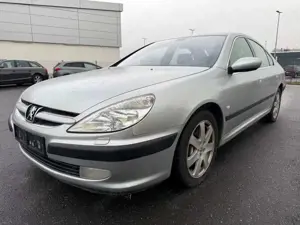 Peugeot 607