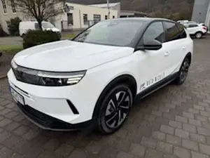 Opel Grandland 1.2 Turbo 48V Hybrid GS Bild 3