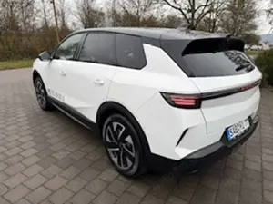 Opel Grandland 1.2 Turbo 48V Hybrid GS Bild 5
