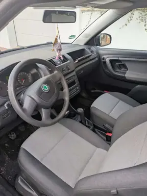 Skoda Fabia 1.2 HTP COOL EDITION Bild 3