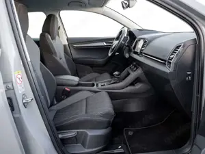 Skoda Karoq 1.5 TSI Style DSG AHK KAM ACC NAVI SHZ Bild 2