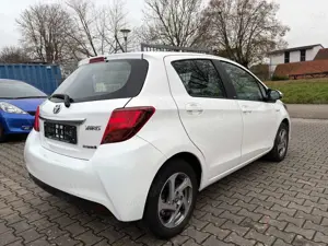 Toyota Yaris Hybrid Edition-S Automatik/1.Hand/Shz./Kam Bild 5