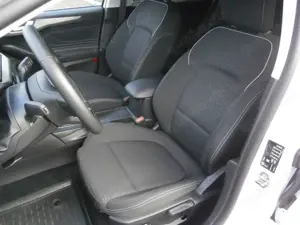 Ford Focus Turnier 1.0 EcoBoost Titanium Bild 5