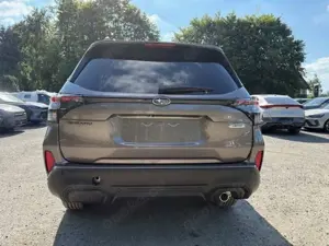 Subaru Forester 2.0 ie 100kW Exclusive NAVI  PANORAMADACH DAB LED Bild 5