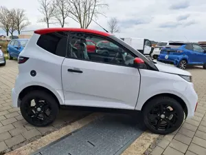 Aixam City Sport *Trennwand*Tablet*Kamera*AppConnect* Bild 5