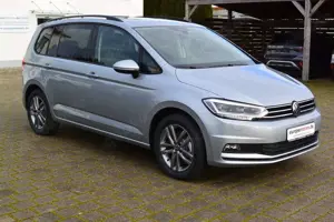Volkswagen Touran Edition 1.5TSI Kamera Sitzh. APP SOFORT !