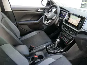 Volkswagen T-Cross 1.0 TSI DSG Life Rear View LED Bild 4
