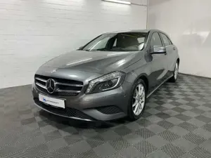 Mercedes-Benz A 180 Style Bi-Xenon Kamera PDC Teilleder SHZ 90 kW (...
