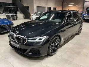 BMW 530 d Touring M Paket HK Kamera LED Pano 20"